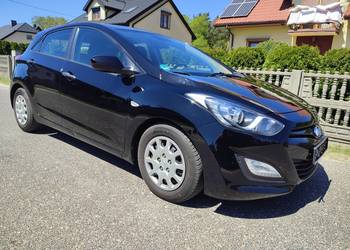 Hyundai i30 II 1.4 Benzyna * Import Niemcy * 2 klucze *