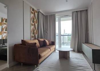 Nowy budynek-2pokoje z halą garażową i komórką