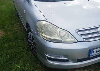 Toyota Avensis Verso 7 osób benzyna gaz