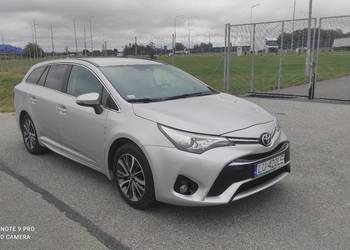 Toyota Avensis 2.0 D4D Salon Polska