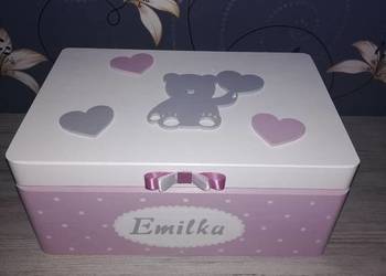 Kuferek dla dziewczynki z imieniem  roczek chrzest miś aniołek sowa