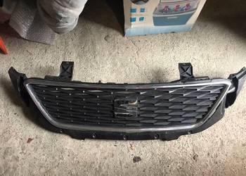 Atrapa toledo seat IV 6ja 853 668a