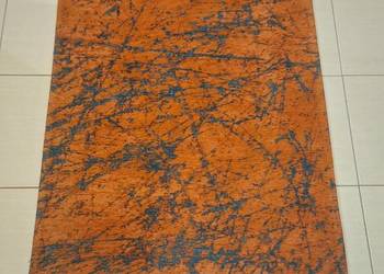 Dywan pomarańczowy
