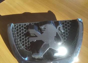 emblemat znaczek peugeot