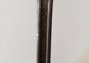 Klucz do świec żarowych Mercedes-Benz.