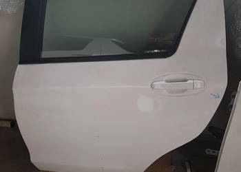 drzwi tylne lewe Toyota yaris III
