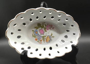 Paterka porcelanowa ażurowa