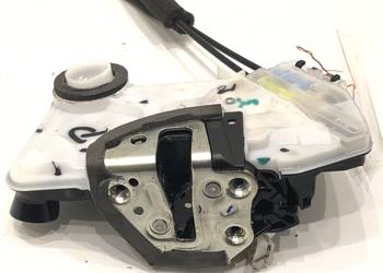 ZAMEK DRZWI LEWY PRZÓD TOYOTA COROLLA E21 Sedan/Limuzyna