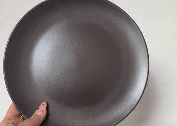 Zestaw 7 dużych, matowych talerzy obiadowych IKEA