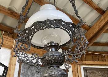 piękna stara duza lampa żyrandol jak naftowa z mosiądzu
