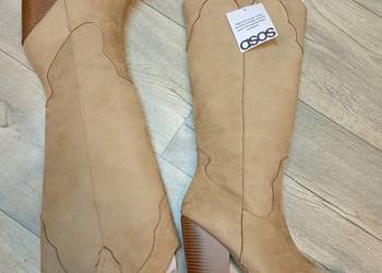 (40) ASOS Design, beżowe kozaki kowbojki wieczorowe z Londynu, NOWE
