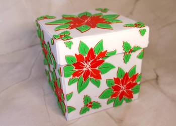 Dekoracyjne pudełko 3D z motywem kwiatowym