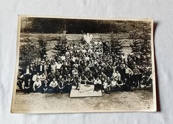 Zdjęcie Polaków z obozu dla więźniów i pracown. przymusowych Marsberg 1945.