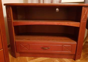 Szafka pod telewizor - drewno, kolor kalvados. B. dobry stan 104x75x60
