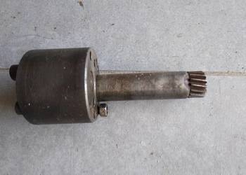 Junak m10 pompa olejowa