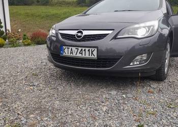 Opel Astra J 1.7 cdti 125 KM 2012 rok