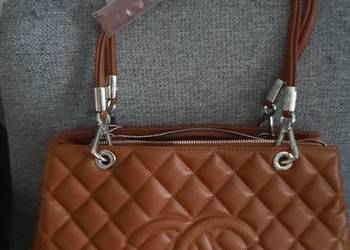 Torebka na ramię, typu Chanel, A4