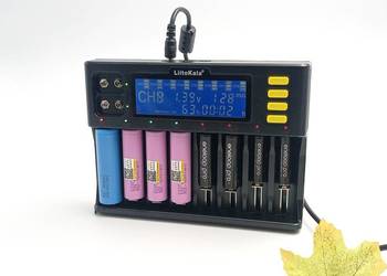 Nawigacja Wystaw Ładowarka LiitoKala Lii-S8 8-slot (AA/AAA + Li-ion) LCD 1