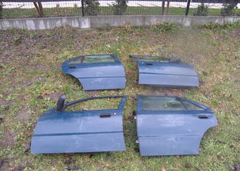 Drzwi prawe przód przednie Skoda Felicia Zielone Felicja