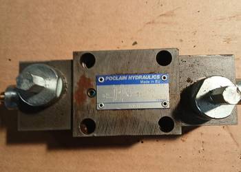 Rozdzielacz hydrauliczny rewersyjny