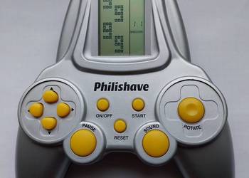 Sprzedam mini konsolę przenośną.