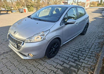 Peugeot 208 1.4 diesel klimatyzacja wazne opłaty I (2012-2019)