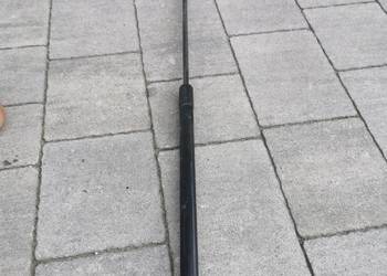 Siłownik klapy tył Corsa D