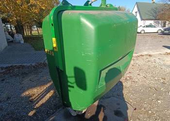 Kosz hydrauliczny kosiarki John Deere