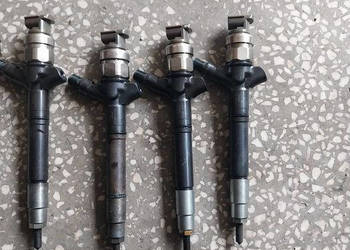 Wtrysk wtryskiwacze 2.2 d4d toyota rav 4 III 08r