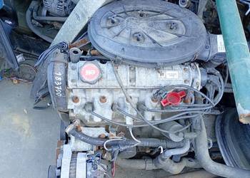 Renault 19 Silnik 1.8 benzyna na gaźniku