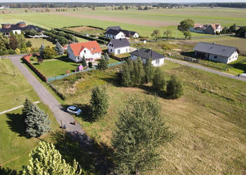 Sprzedaż działka budowlana w Łubnianach, 10,4 ar.