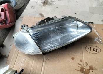 LAMPA PRZÓD PRZEDNIA PRAWA REFLEKTOR KIERUNKOWSKAZ  LAGUNA 1