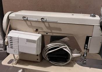 Maszyna do szycia Łucznik używana bez " obudowy" do regulacji - odbiór osob