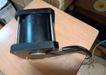 Wolnoobrotowy silnik BLDC 24V 150W
