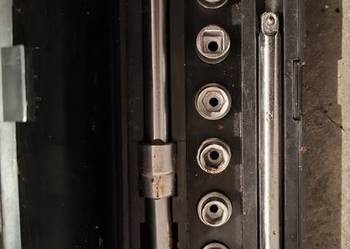 Radzieckie klucze nasadowe z okresu PRL kopletne