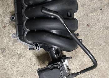 Kolektor ssący Mazda 2 DJ DL 1.5l 14-19 dolotowy przepustnica P54G-13-100