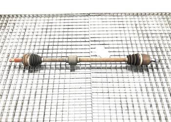 PÓŁOŚ PRAWY PRZÓD HYUNDAI VELOSTER 1.6 140KM 11-17 PRZEGUB