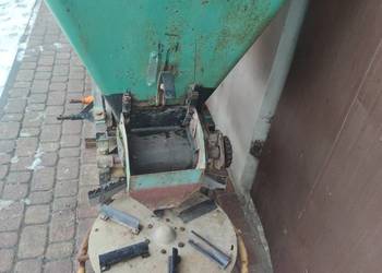 Rozsiewacz nawozu motyl kłos piaskarka solarka