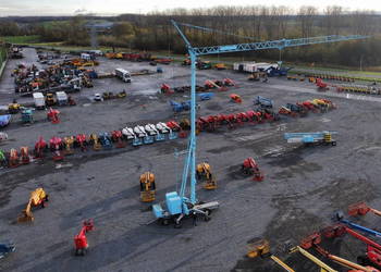 Mobilny samowznoszący żuraw wieżowy Potain IGO32 Tri/A / 4400 MTH!_242767