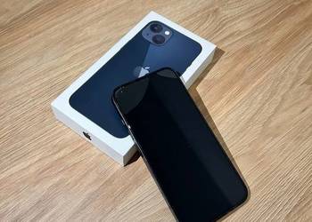 Iphone 13 granatowy.