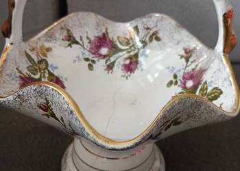 Porcelanowy koszyk.Iwona Róża.