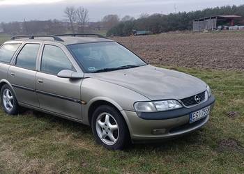 Opel Vectra  B (CD)Kombi 1.8 16V
