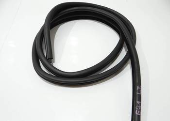 USZCZELKA DRZWI LEWY TYŁ BMW E91 LCI GUMA-ZAMSZ 7119966