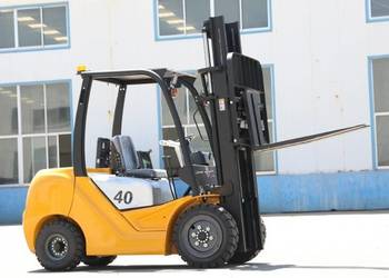 Wózek widłowy spalinowy Müller Machinery MFD 40, udźwig 4 t – nowy