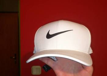 Czapka z daszkiem NIKE Dri fit full cap.Nowa