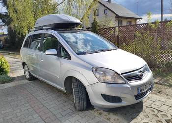 Opel Zafira 1.9 CDTI 2008 + boks bagażowy 430l