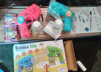 zestaw pistoletów do baniek Bubble Gun