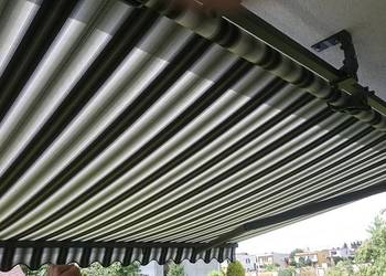 Markiza tarasowa Selt Jamaica 370x300 ciemno zielona biała 3,7 x 3 m