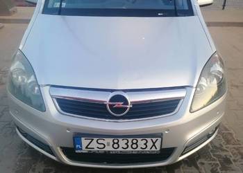 Opel Zafira B 2005 rok - Cosmo - Family B - 7 siedzeń uszkodzony/jeżdzi