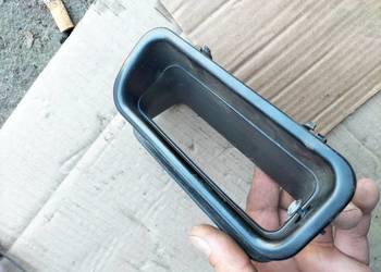 AUDI 80 B3 80B3 UCHWYT RĄCZKA WEWNĘTRZNA DRZWI  PRAWY TYŁ